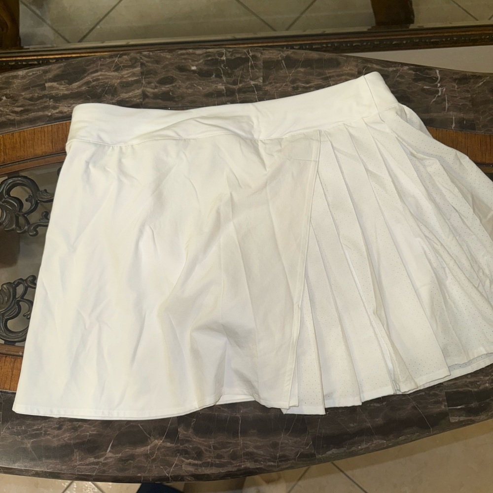 Lululemon White Athletica Side Pleated Tennis Skort